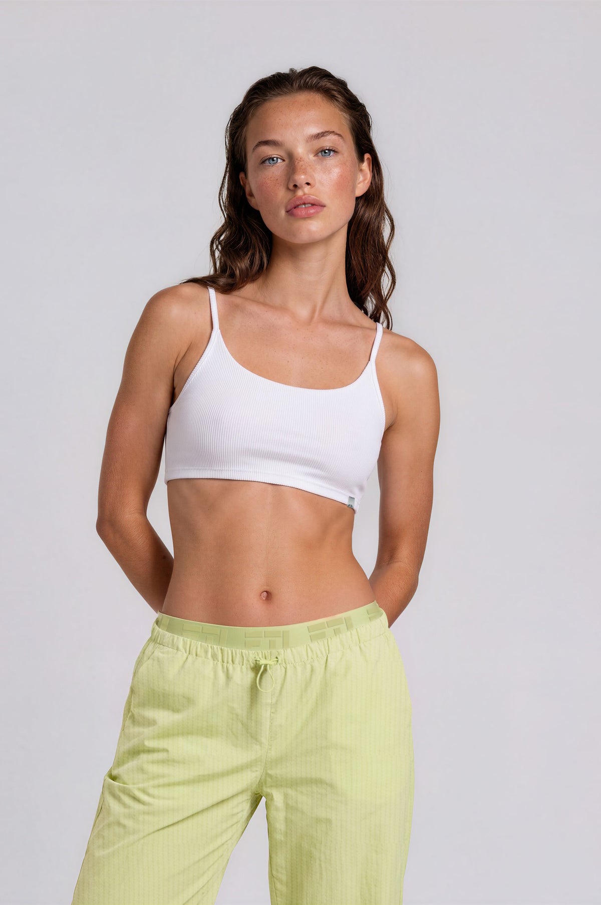 CALÇA COM ELÁSTICO CORE