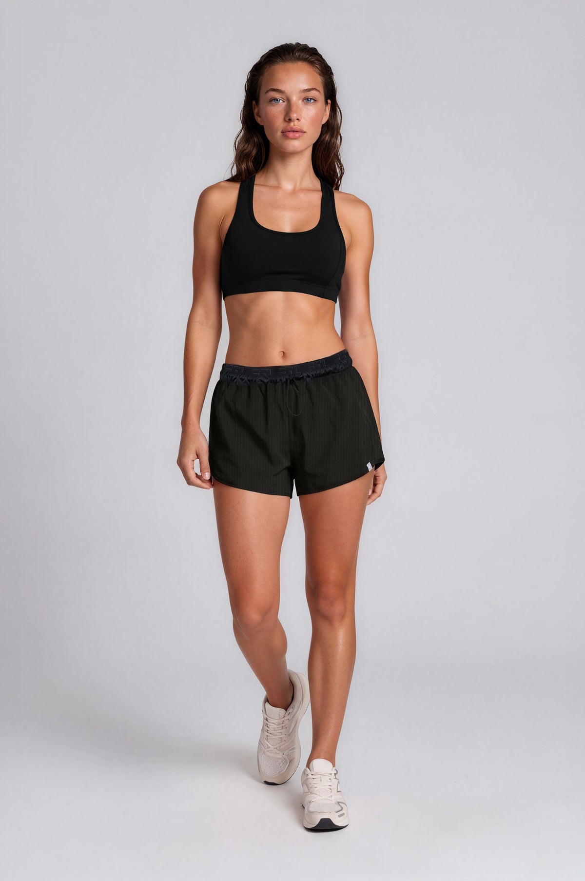 SHORT DE CORRIDA CORE