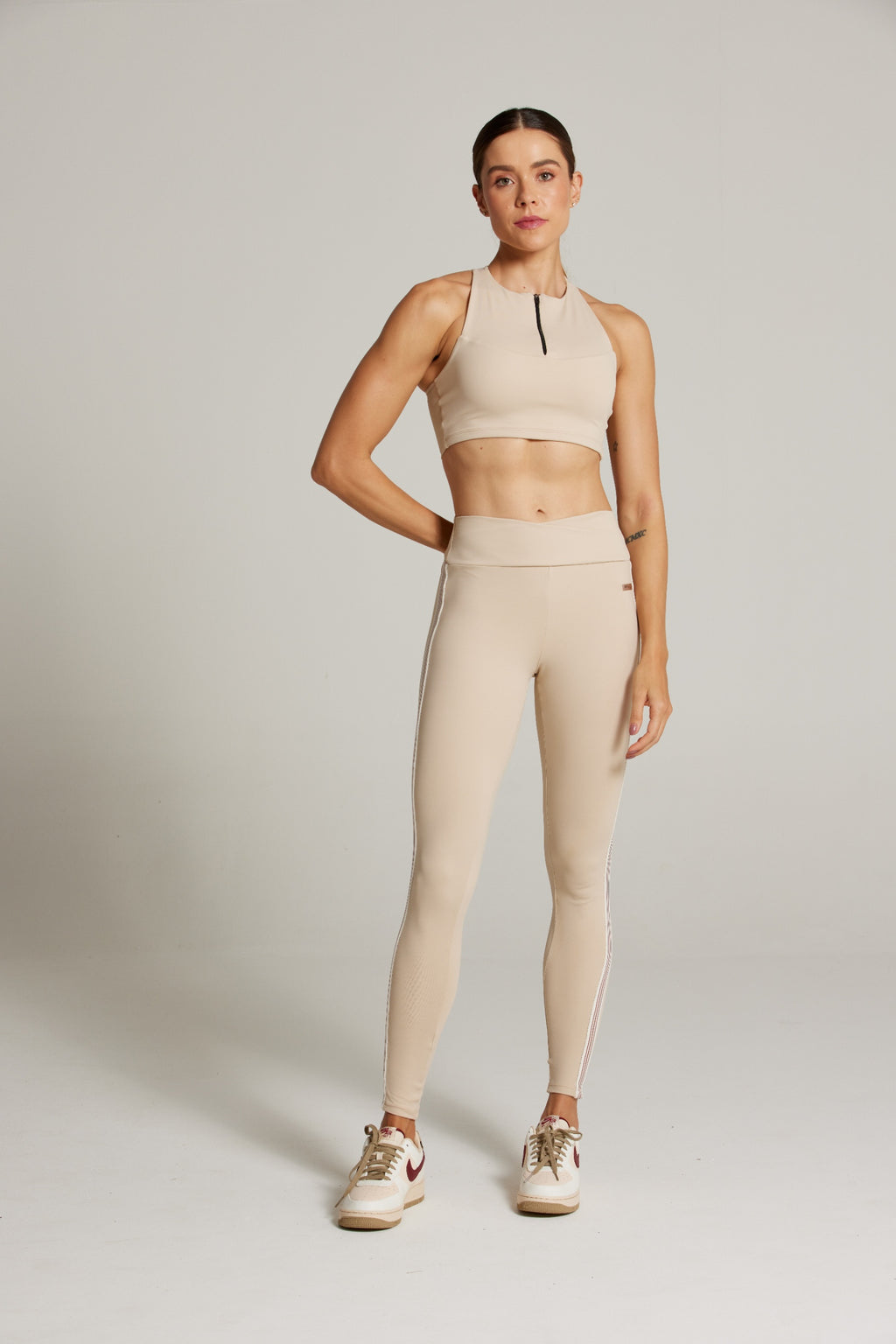 TOP COM ZÍPER SPORTY AR