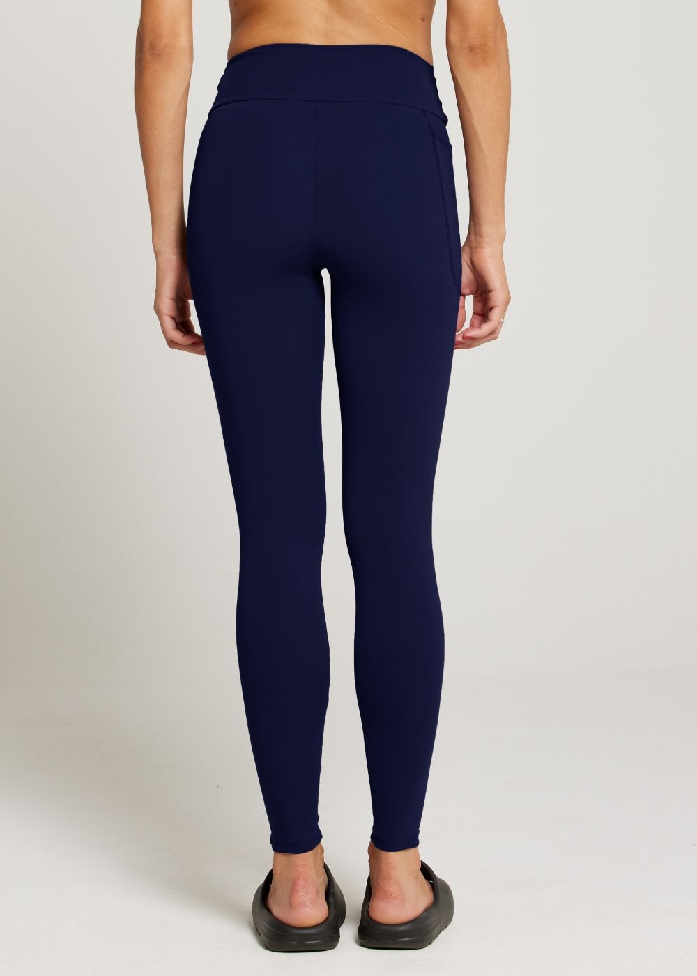 CALÇA LEGGING COM BOLSO NG
