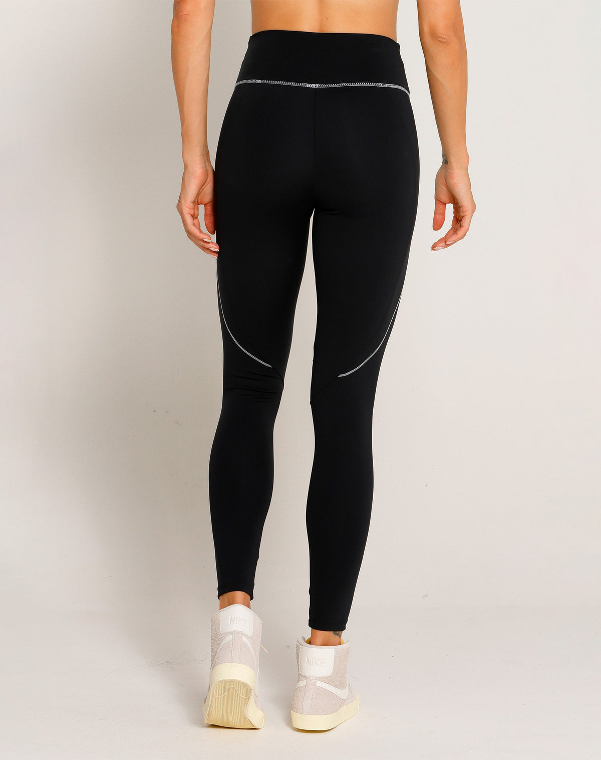 Conjunto Vibe NG (Top e Legging)