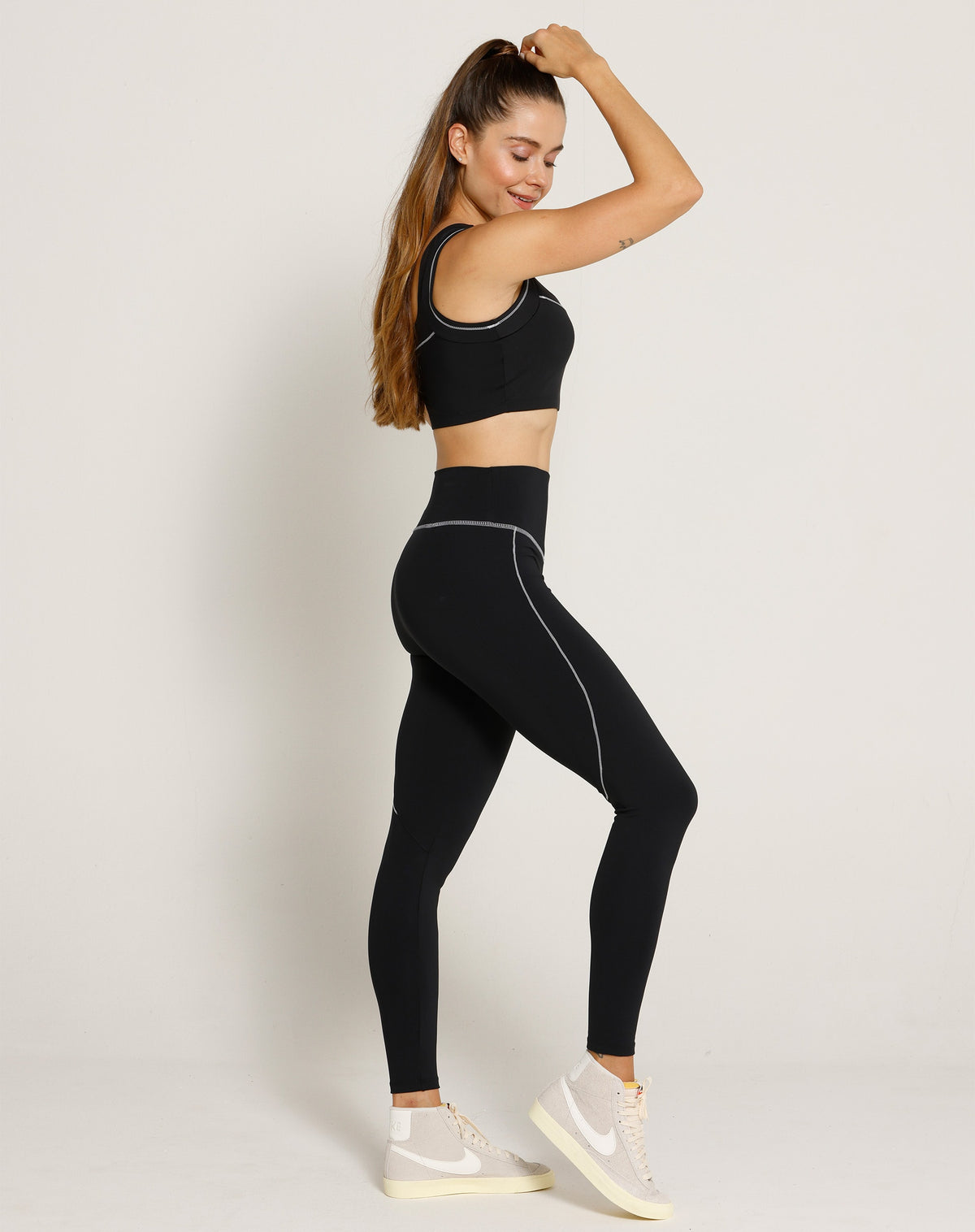 Conjunto Vibe NG (Top e Legging)