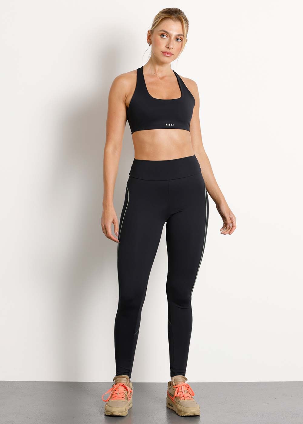 LEGGING COM RECORTE GO AR