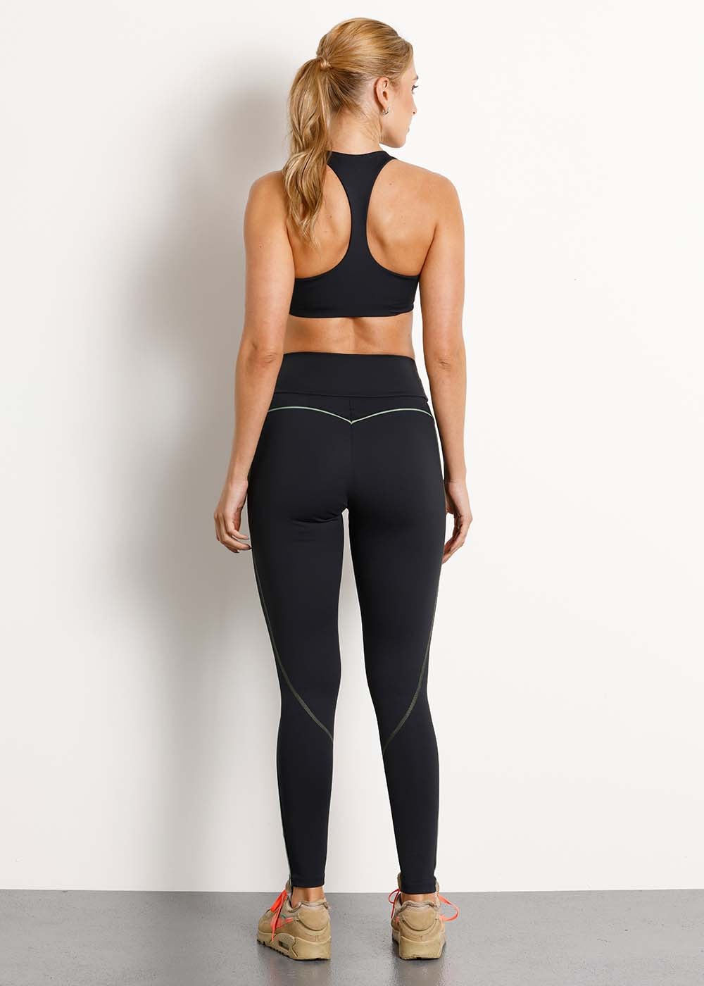 LEGGING COM RECORTE GO AR